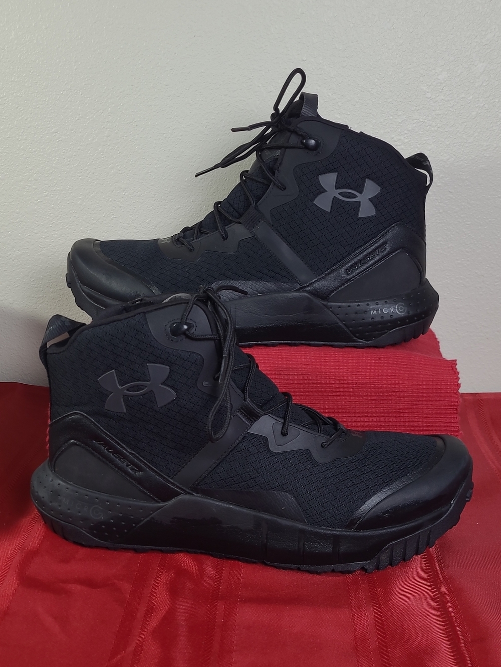 Under Armour Men's Black Micro G  Valsetz Zip Tactical  High-Top Black Boots